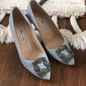 Gorgeous Silver Hangisi Pumps